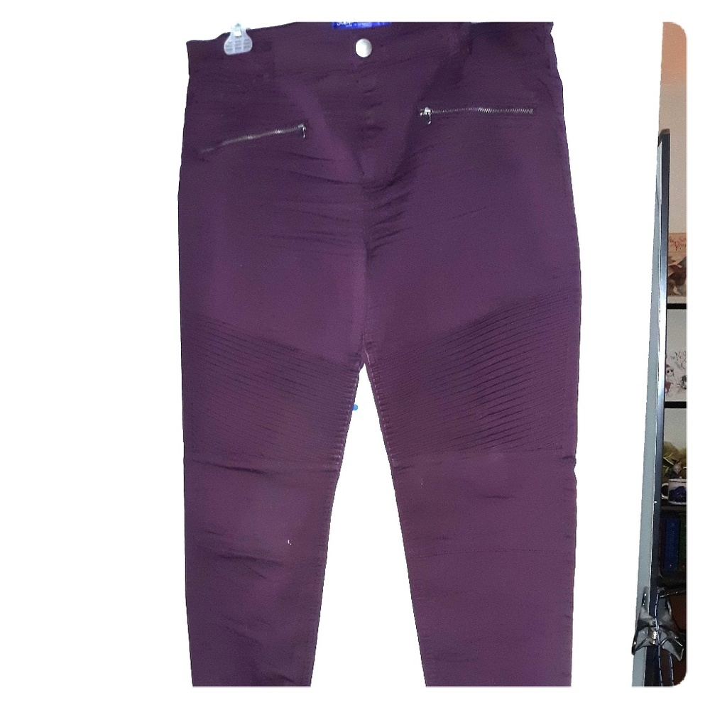 Size 19 Purple pants with ribbed detailing